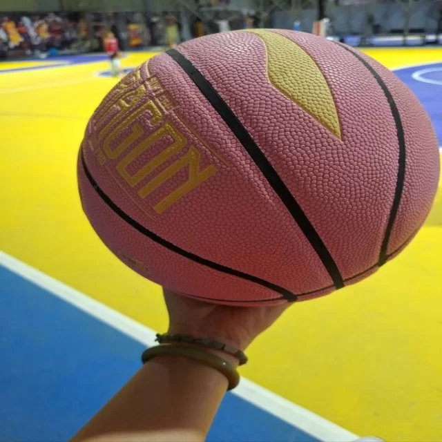 体育产业热点与战术视角第10组深度解析